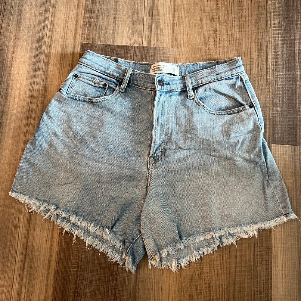 Abercrombie & Fitch Dad Shorts